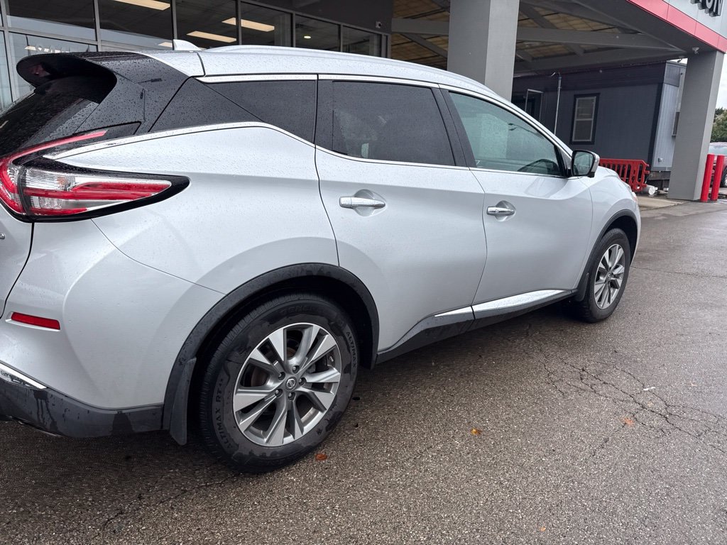 Used 2017 Nissan Murano SL w/ SL Technology Package AWD/4WD image 3