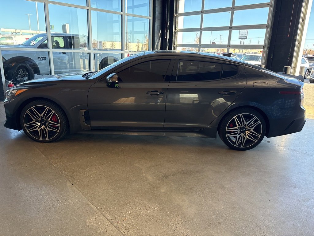 Certified 2022 Kia Stinger GT2 image 7