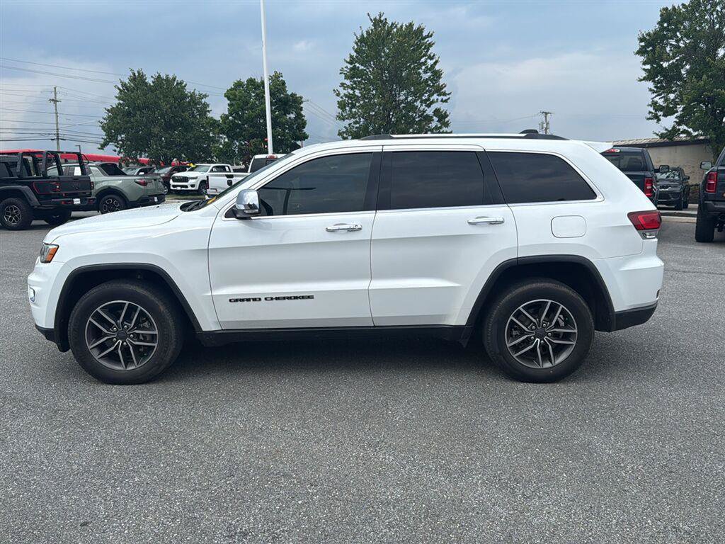 Used 2020 Jeep Grand Cherokee Limited w/ Trailer Tow Group IV AWD/4WD image 2