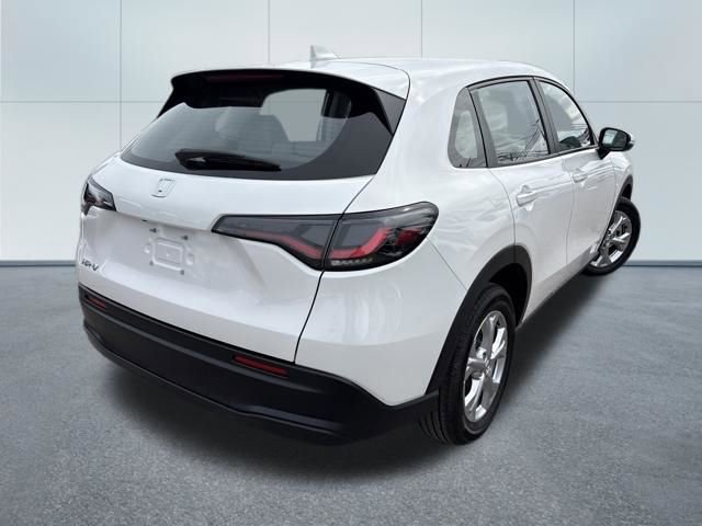 Used 2025 Honda HR-V LX image 4