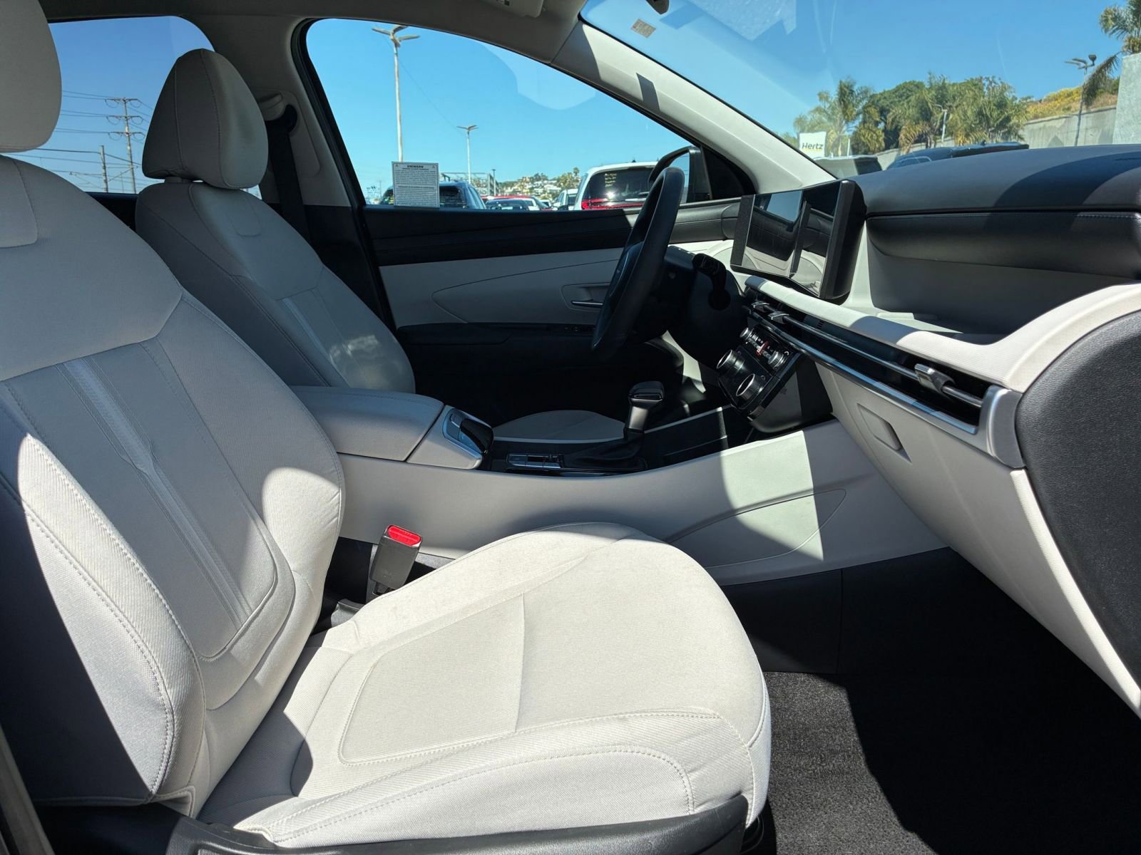 Used 2025 Hyundai Tucson SEL FWD image 38