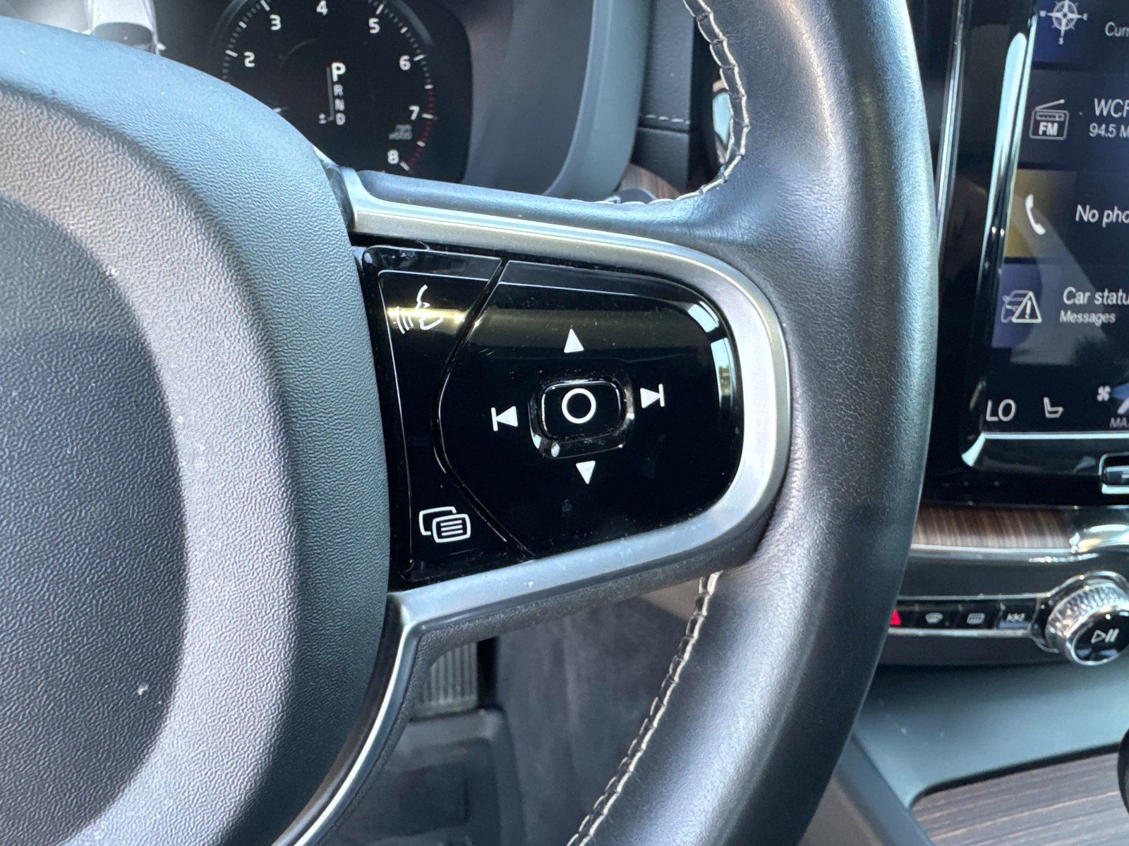 Used 2020 Volvo XC60 T6 Inscription w/ Protection Package Premier image 30