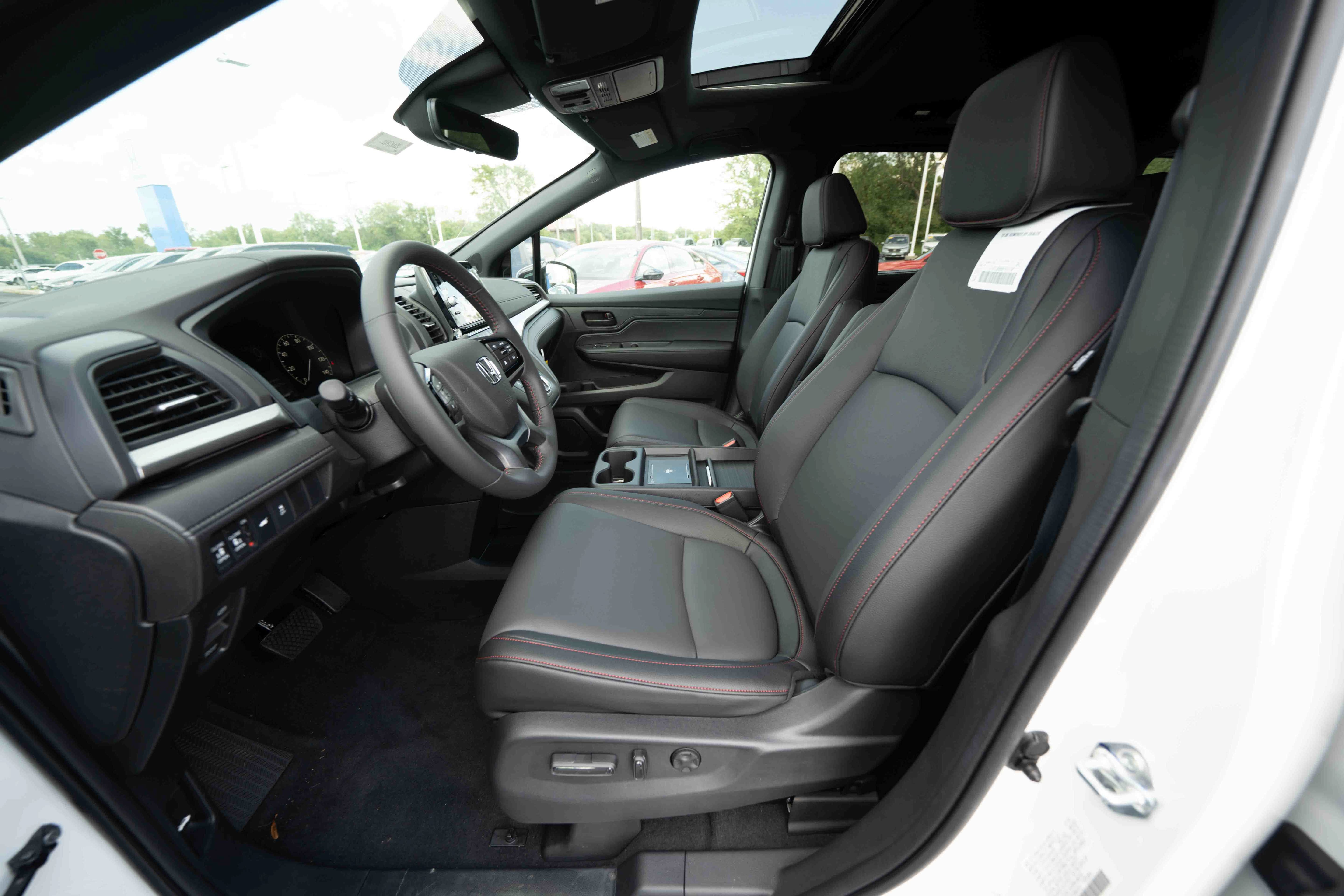 New 2026 Honda Odyssey Sport-L image 9