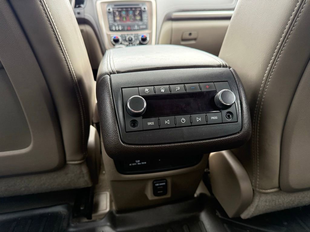 Used 2016 GMC Acadia Denali FWD image 24