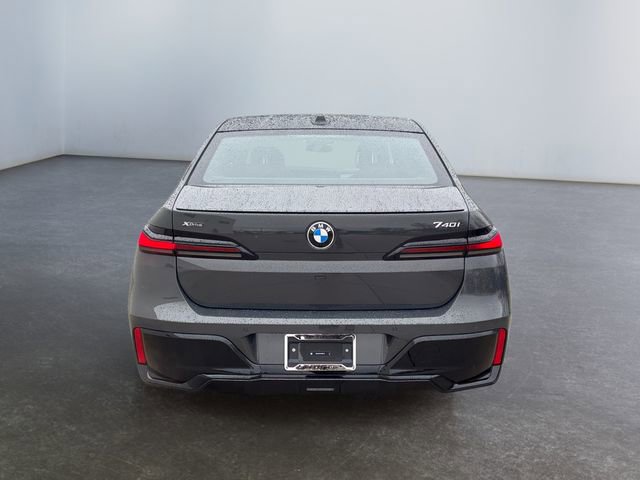 New 2026 BMW 740i xDrive image 4