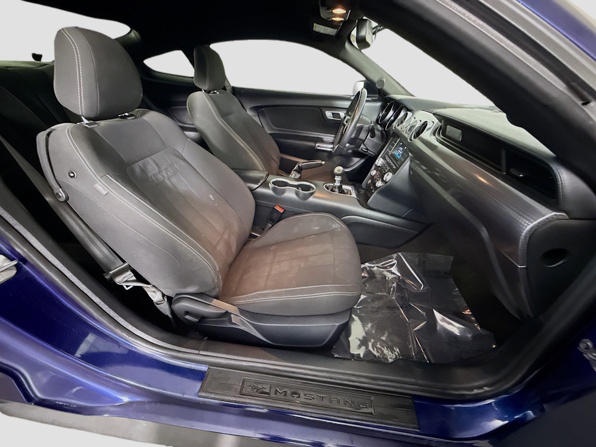 Used 2018 Ford Mustang EcoBoost w/ Ecoboost Performance Package image 27