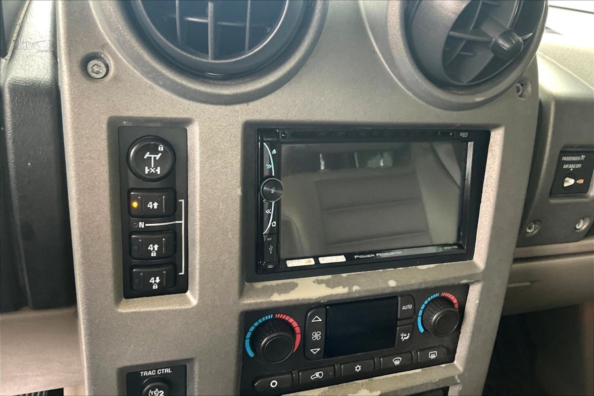 Used 2003 HUMMER H2 AWD/4WD image 14
