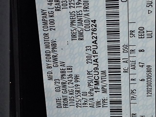 Used 2023 Ford Escape Platinum image 27