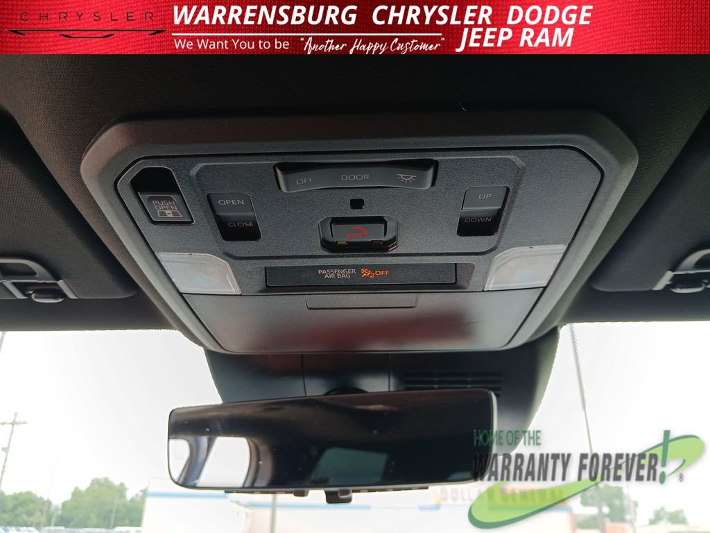 Used 2026 Toyota Tacoma Limited AWD/4WD image 27
