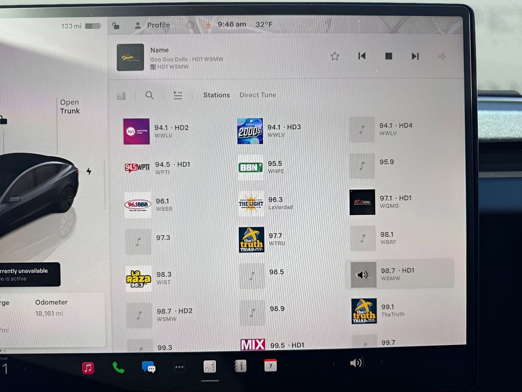 Used 2024 Tesla Model 3 Standard Range image 19