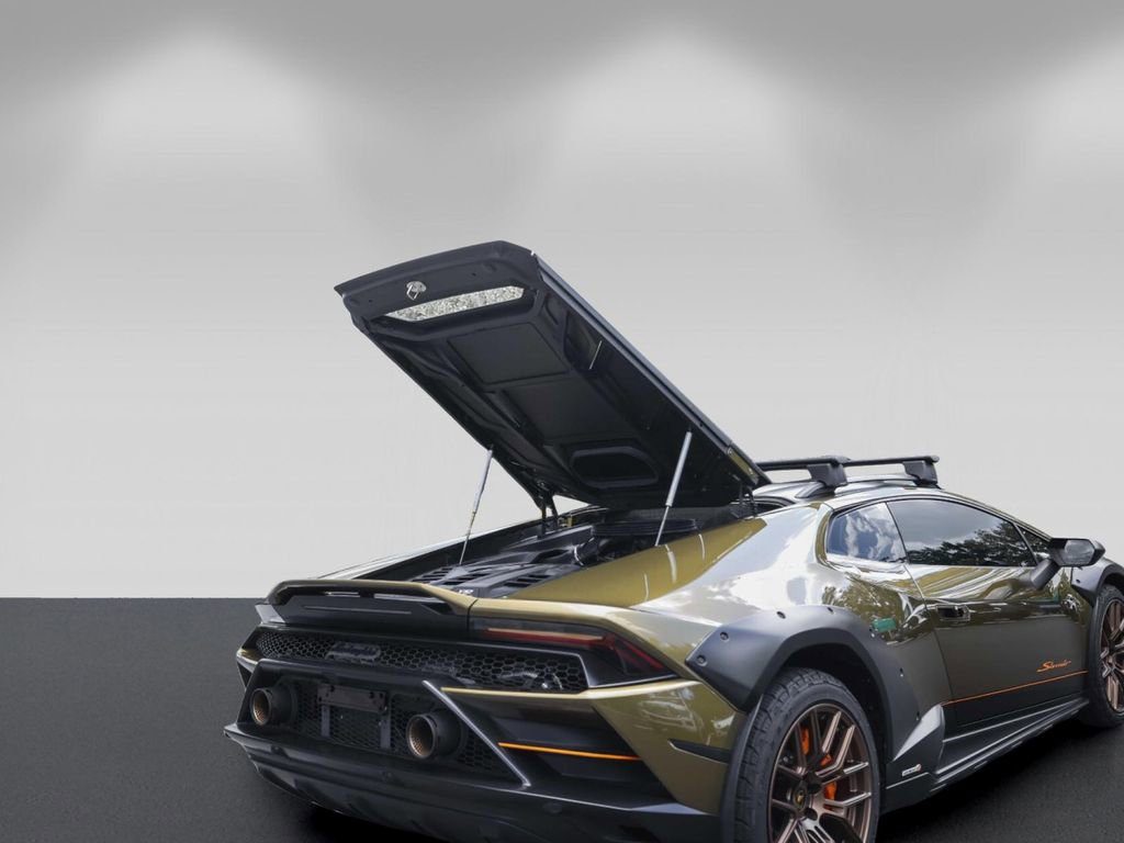 Used 2024 Lamborghini Huracan Sterrato AWD/4WD image 27