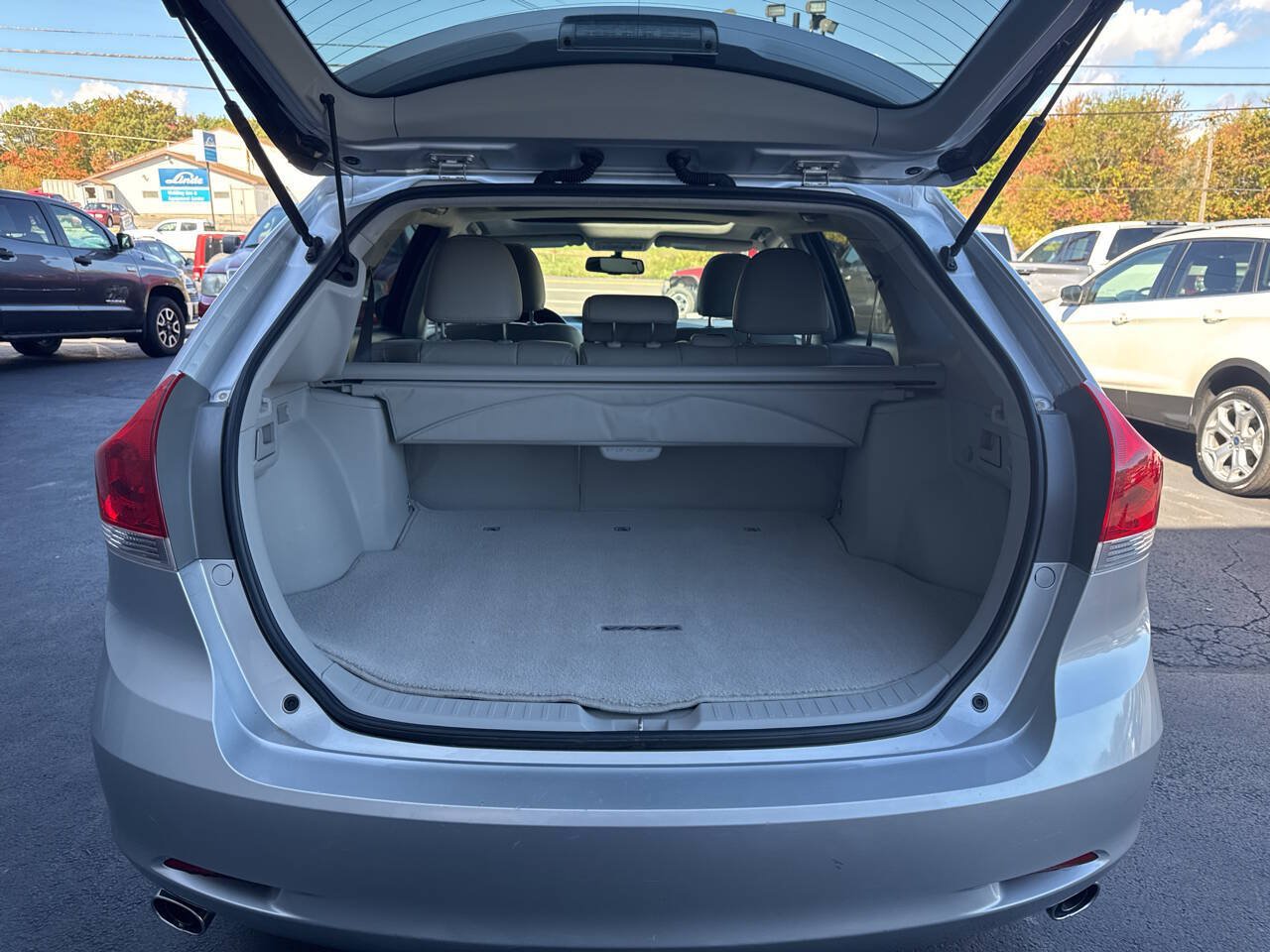 Used 2011 Toyota Venza AWD w/ Comfort Pkg image 20