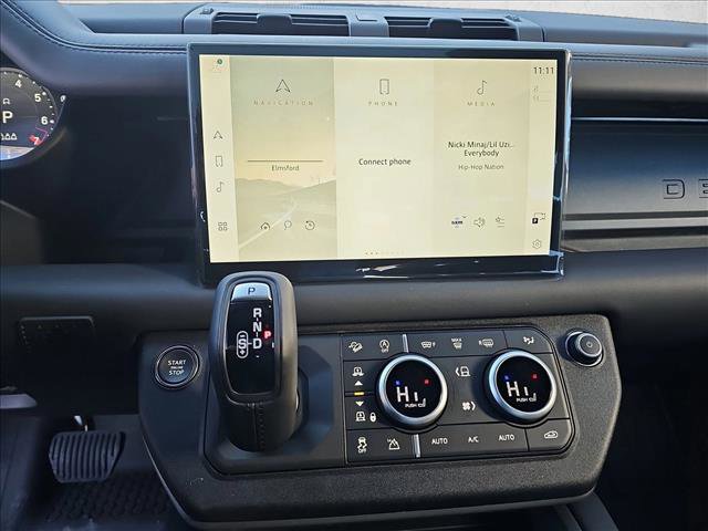 Used 2025 Land Rover Defender 110 X-Dynamic SE image 20