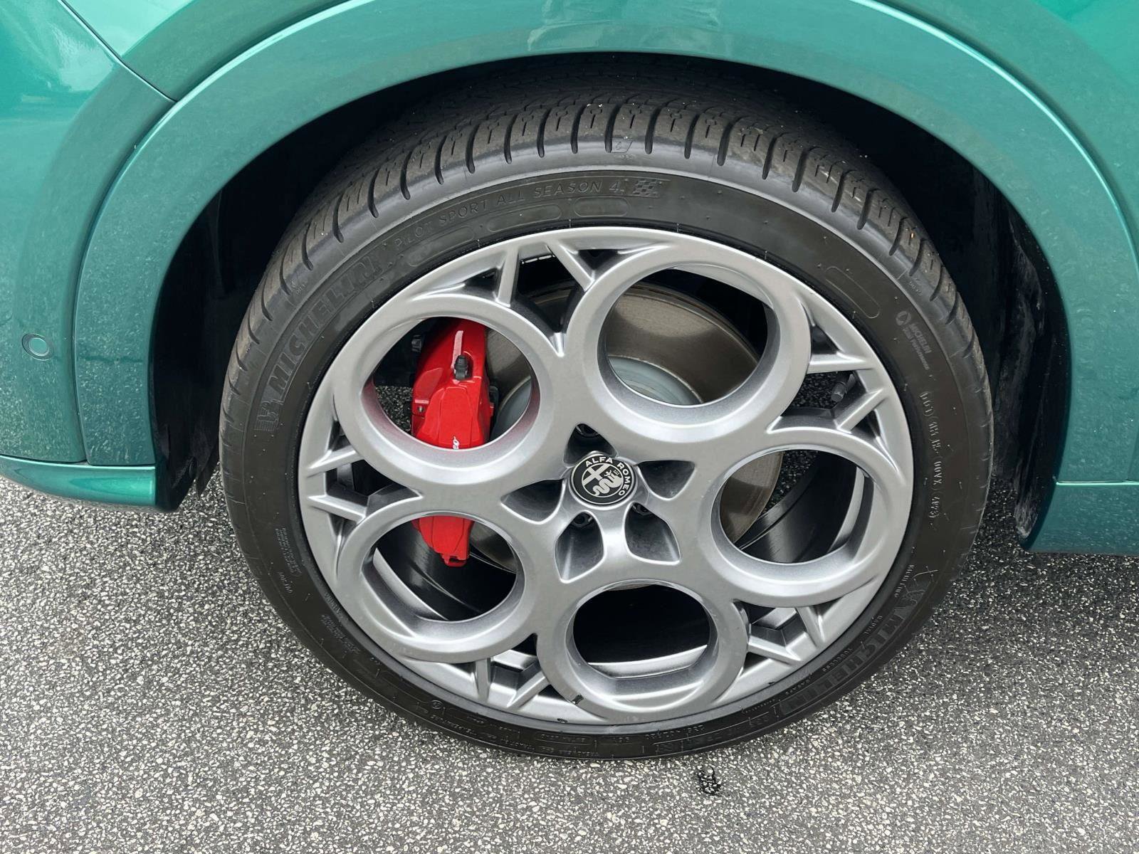 Used 2025 Alfa Romeo Tonale Tributo Italiano image 36