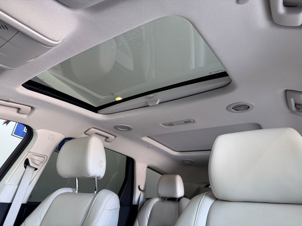 Certified 2023 Buick Enclave Essence w/ Experience Buick Package AWD/4WD image 16