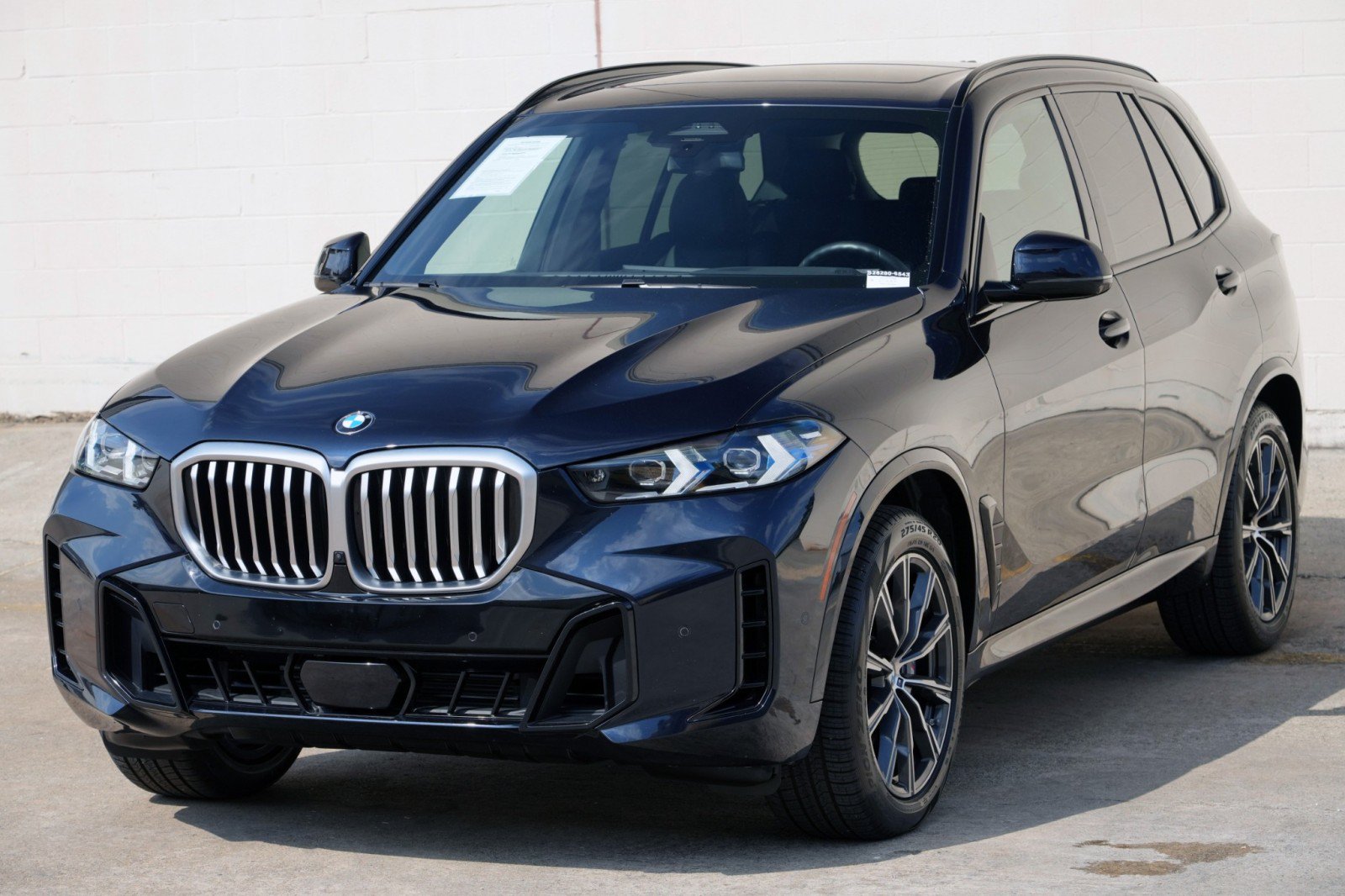 Used 2024 BMW X5 sDrive40i w/ M Sport Package RWD image 54