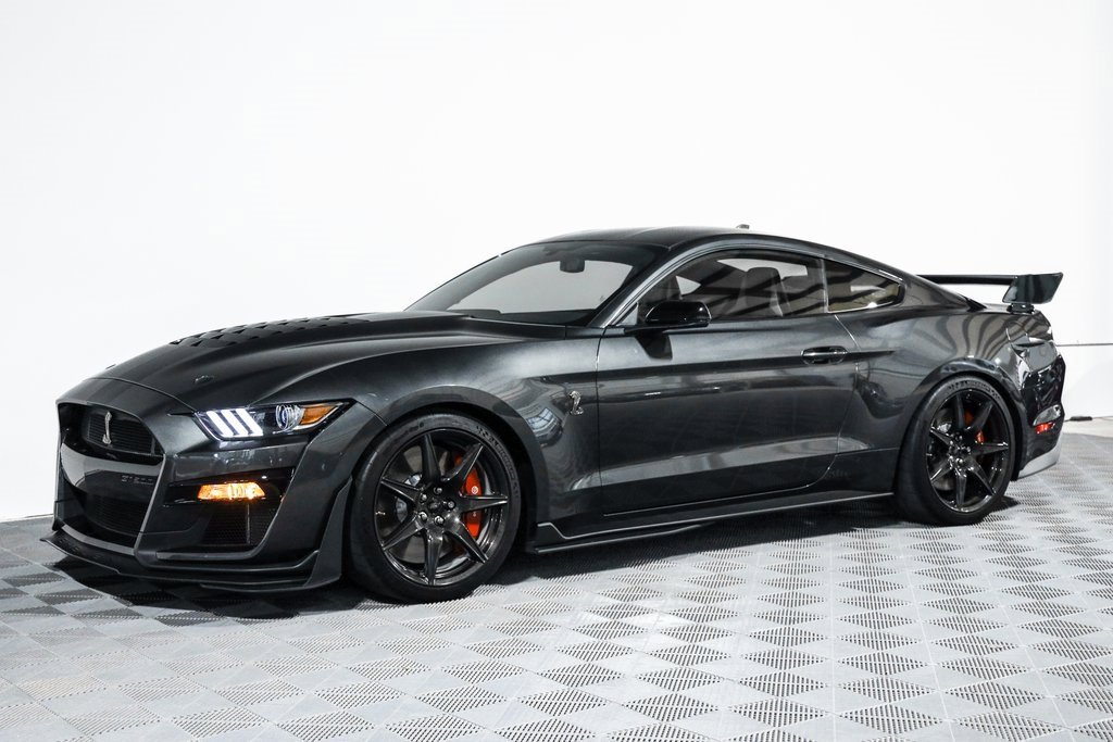 Used 2020 Ford Mustang Shelby GT500 w/ Carbon Fiber Track Pack image 17