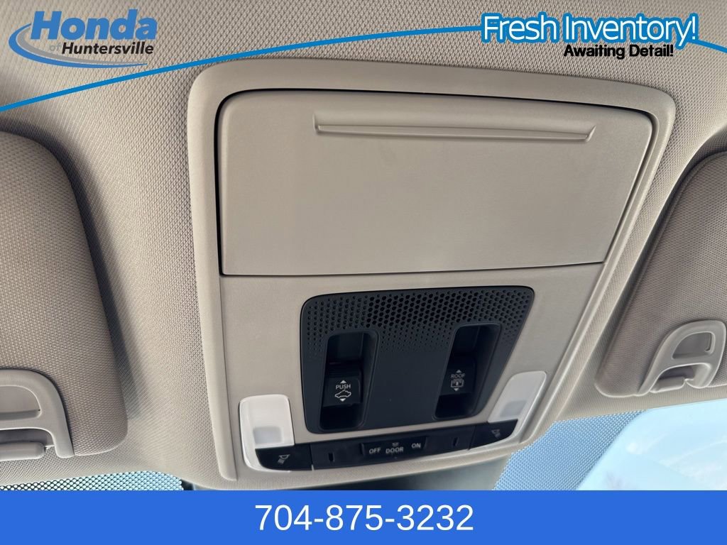 Used 2024 Honda Pilot Elite image 35