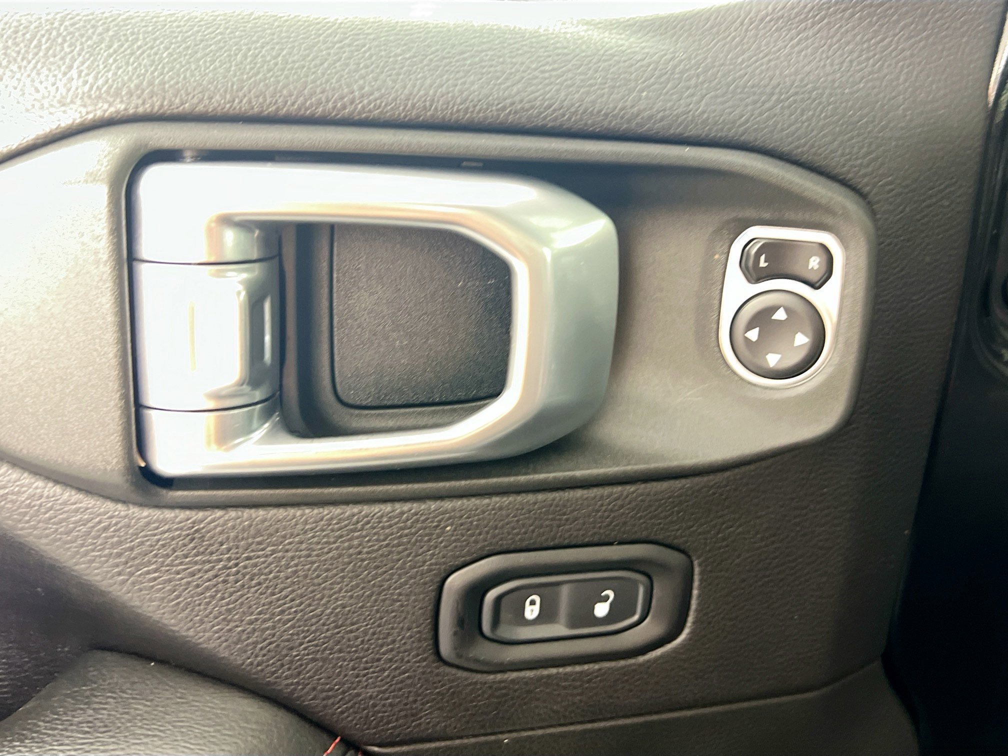 Used 2019 Jeep Wrangler Unlimited Rubicon image 15