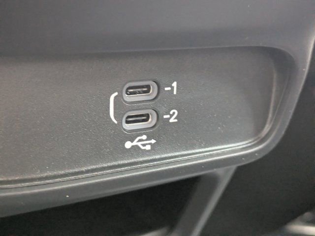 New 2026 Chrysler Voyager LX FWD image 19