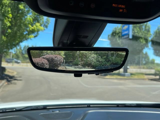 Used 2022 Chevrolet Traverse High Country AWD/4WD image 33