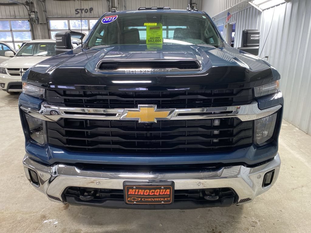 Certified 2025 Chevrolet Silverado 3500 LT w/ All Star Edition AWD/4WD image 17