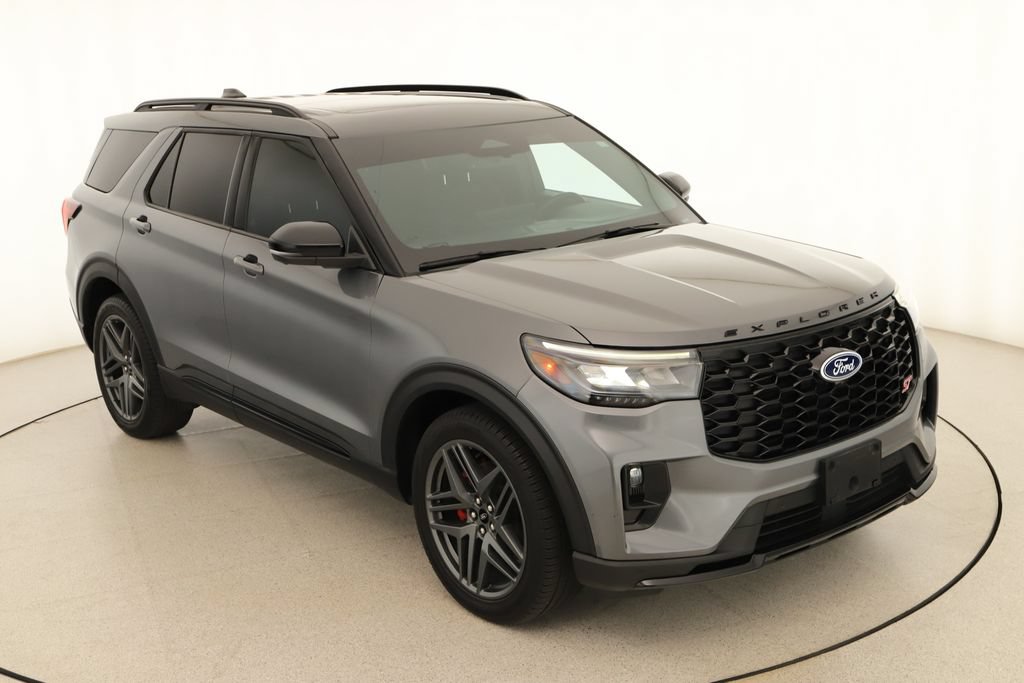 Used 2025 Ford Explorer ST AWD/4WD image 38