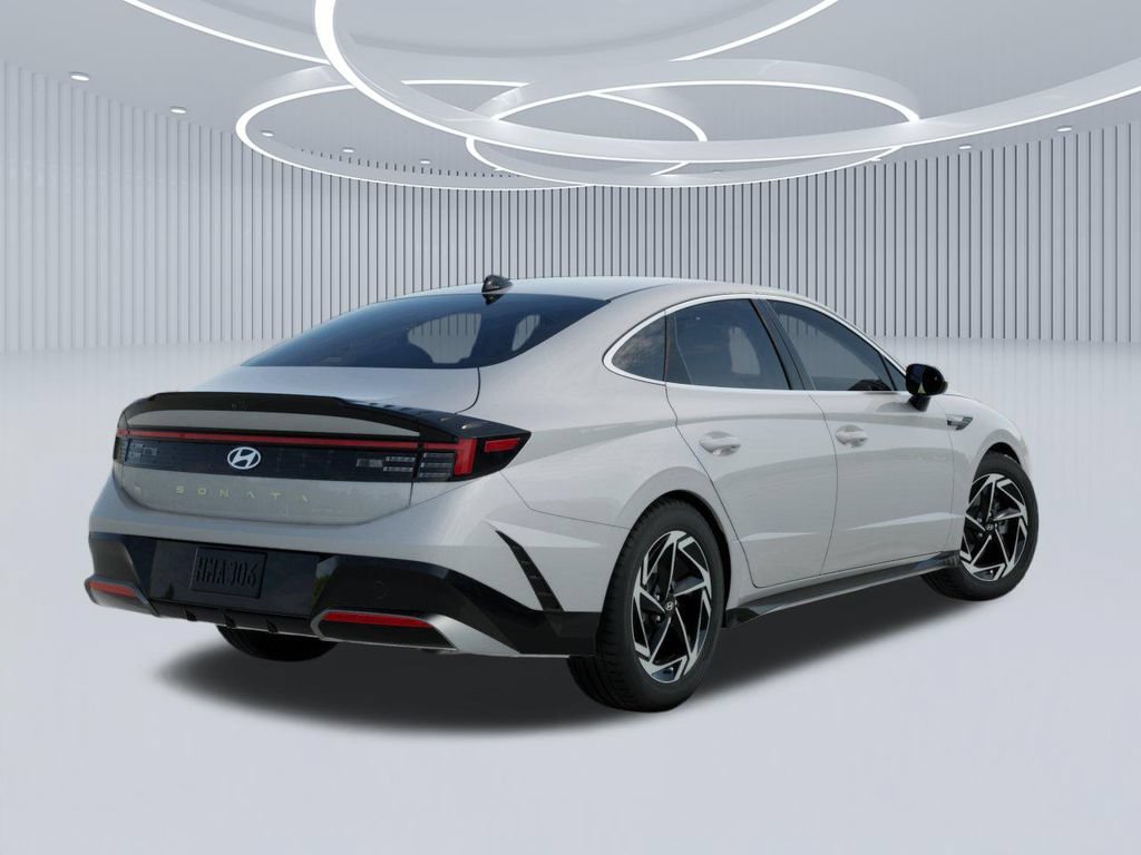 New 2026 Hyundai Sonata SEL FWD image 4