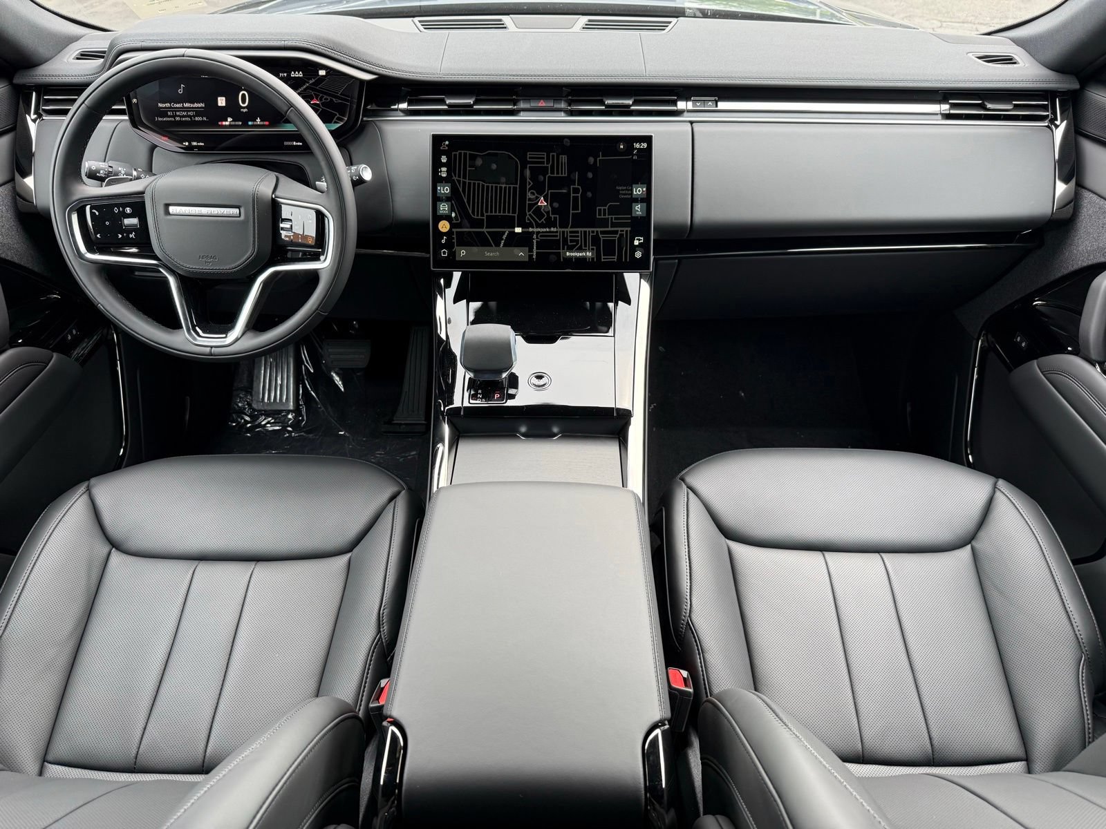 New 2026 Land Rover Range Rover Sport Dynamic SE AWD/4WD image 23