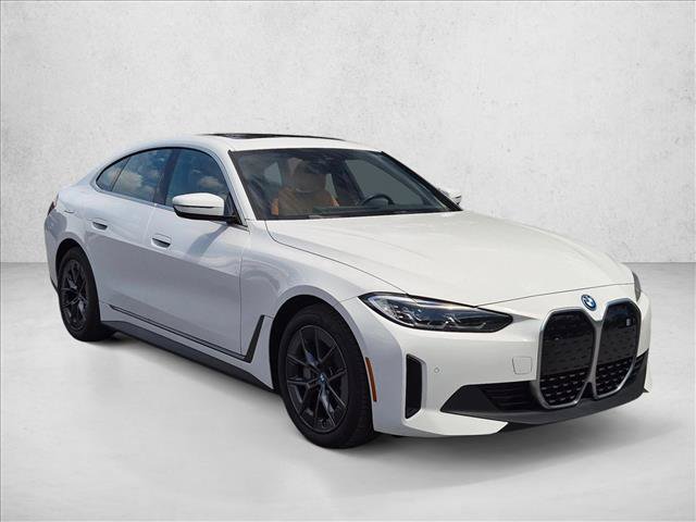 Used 2023 BMW i4 eDrive35 RWD image 3