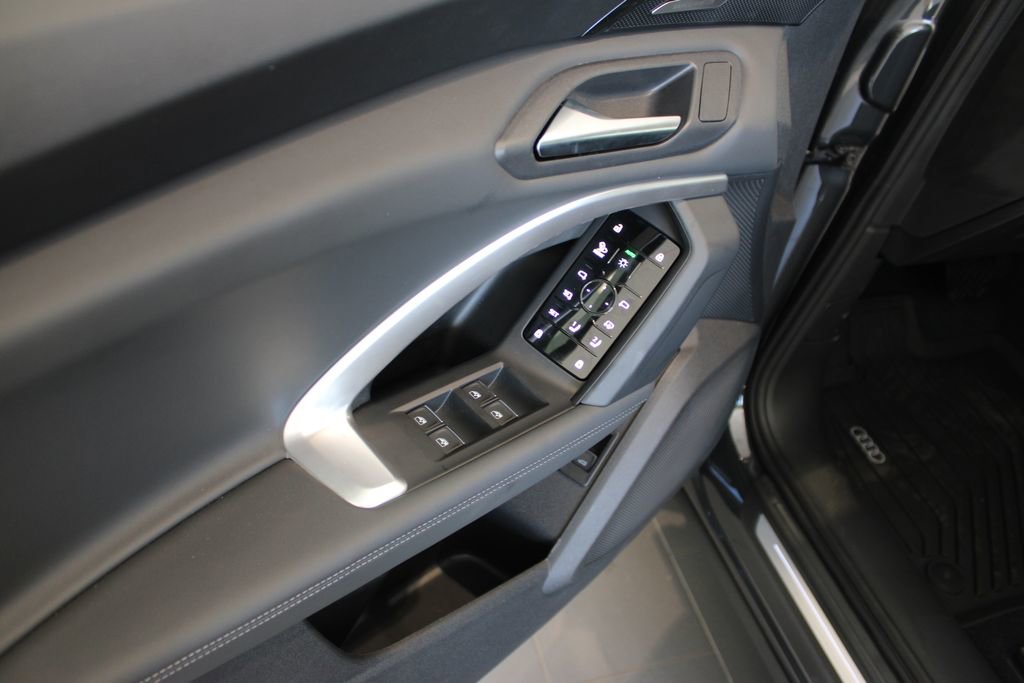 New 2025 Audi Q5 Premium Plus image 25