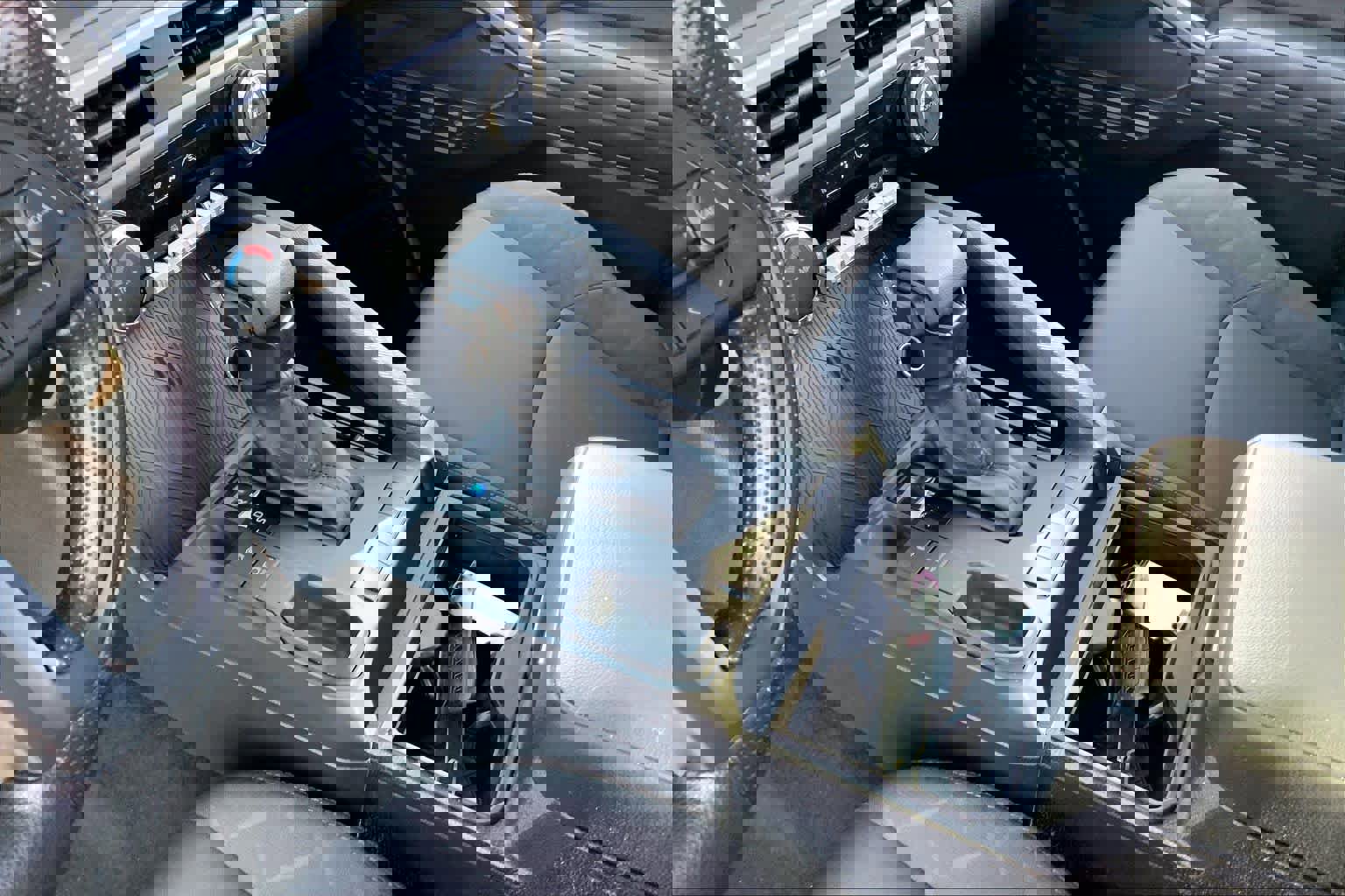 Used 2025 Toyota Tacoma SR image 14