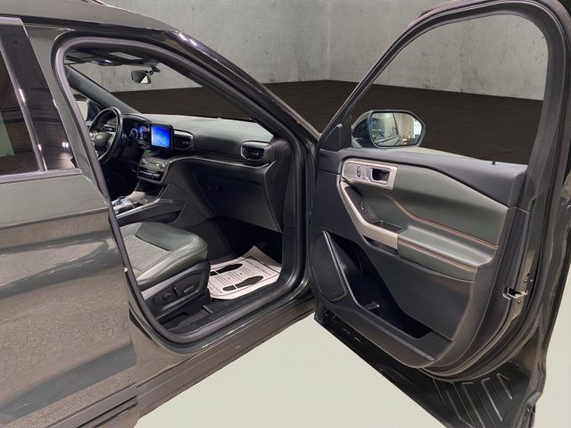 Certified 2022 Ford Explorer Timberline w/ Timberline Technology Package AWD/4WD image 19