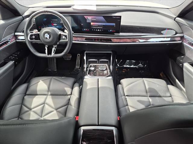 Used 2026 BMW 740i xDrive AWD/4WD image 18