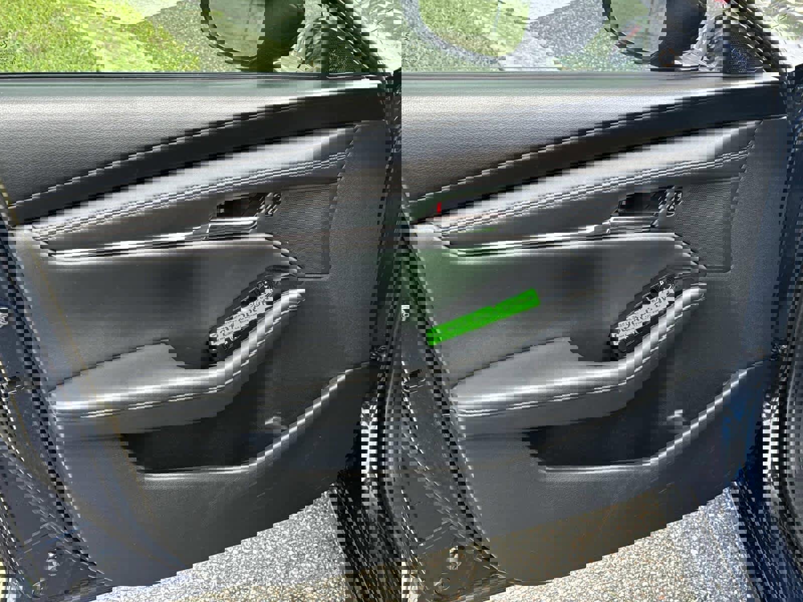 Used 2022 MAZDA MAZDA3 s image 18