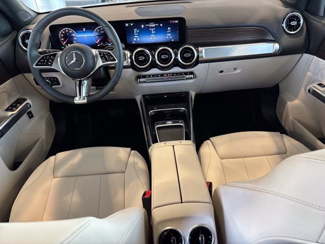 Certified 2026 Mercedes-Benz GLB 250 4MATIC image 19