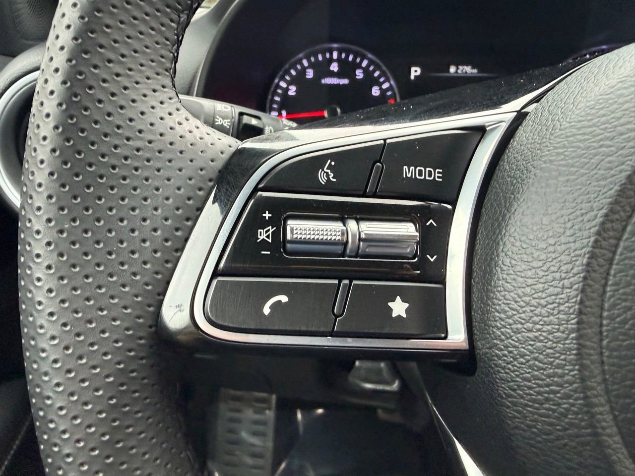 Used 2023 Kia Forte GT-Line w/ GT-Line Premium Package FWD image 12