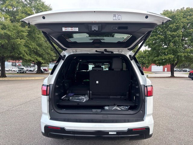 New 2026 Toyota Sequoia Platinum AWD/4WD image 8
