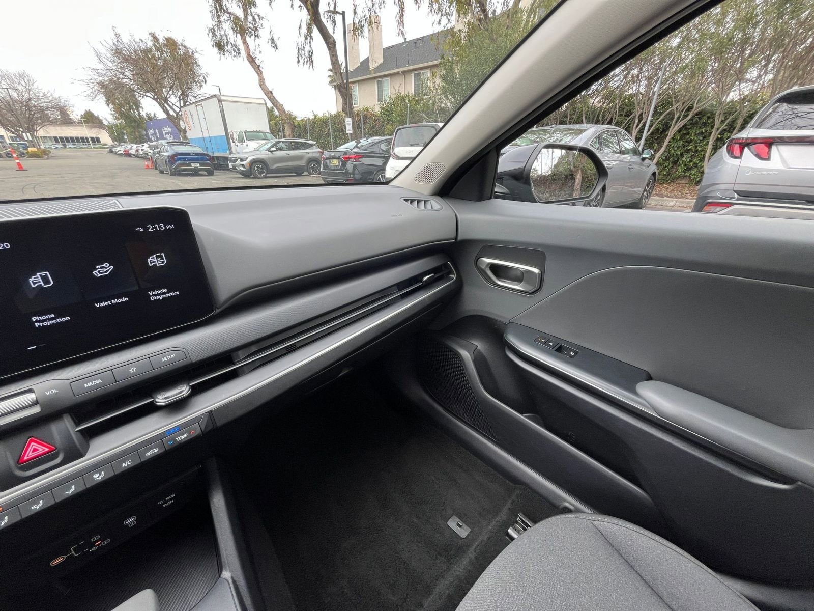 Used 2025 Kia K4 LXS image 34