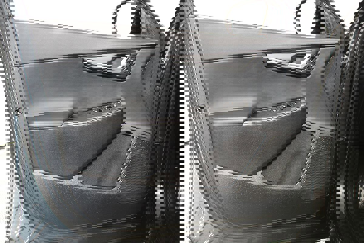 Used 2024 Kia EV6 Light RWD image 7