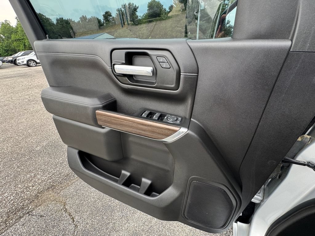 Used 2021 Chevrolet Silverado 1500 LT Trail Boss w/ Bed Protection Package AWD/4WD image 26