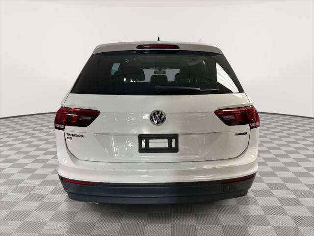 Used 2019 Volkswagen Tiguan SE w/ Panoramic Sunroof Package AWD/4WD image 4
