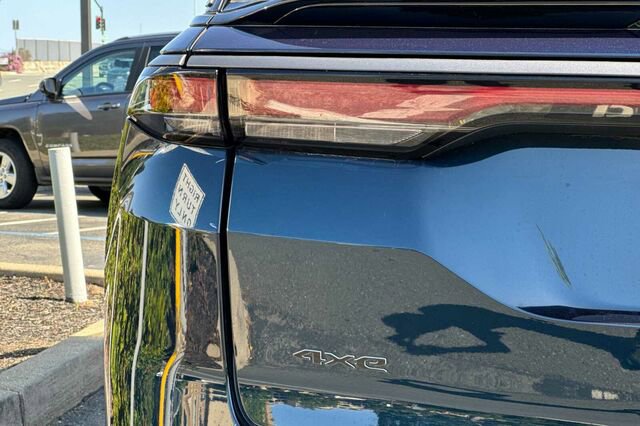 New 2025 Jeep Wagoneer Launch Edition image 23