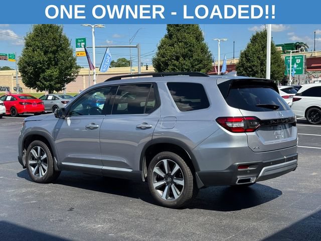 Used 2025 Honda Pilot Touring image 9