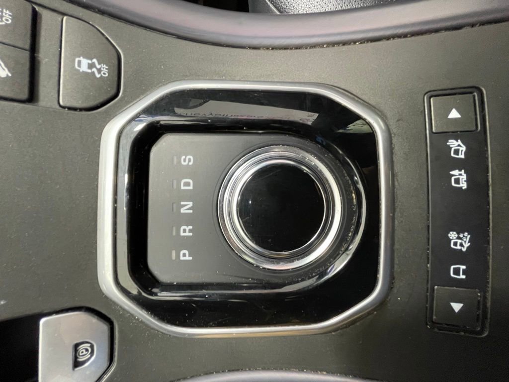 Used 2019 Land Rover Range Rover Evoque Landmark Edition AWD/4WD image 15