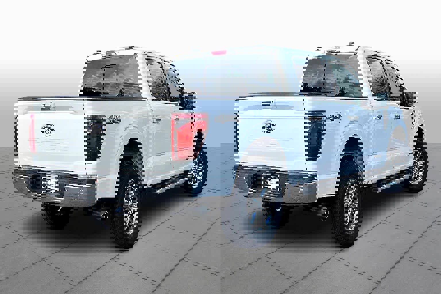 Used 2024 Ford F150 XLT w/ Equipment Group 302A MID image 12