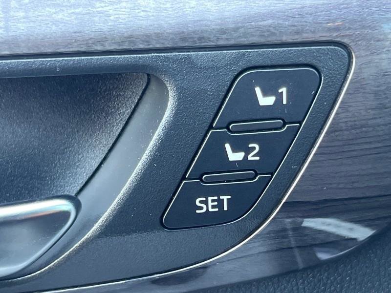 Used 2021 Toyota Highlander Limited image 24