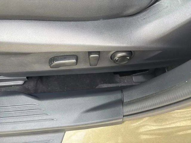 Used 2025 Subaru Outback Onyx Edition image 18