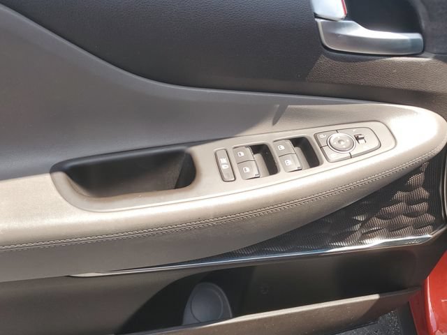 Used 2019 Hyundai Santa Fe SEL FWD image 18