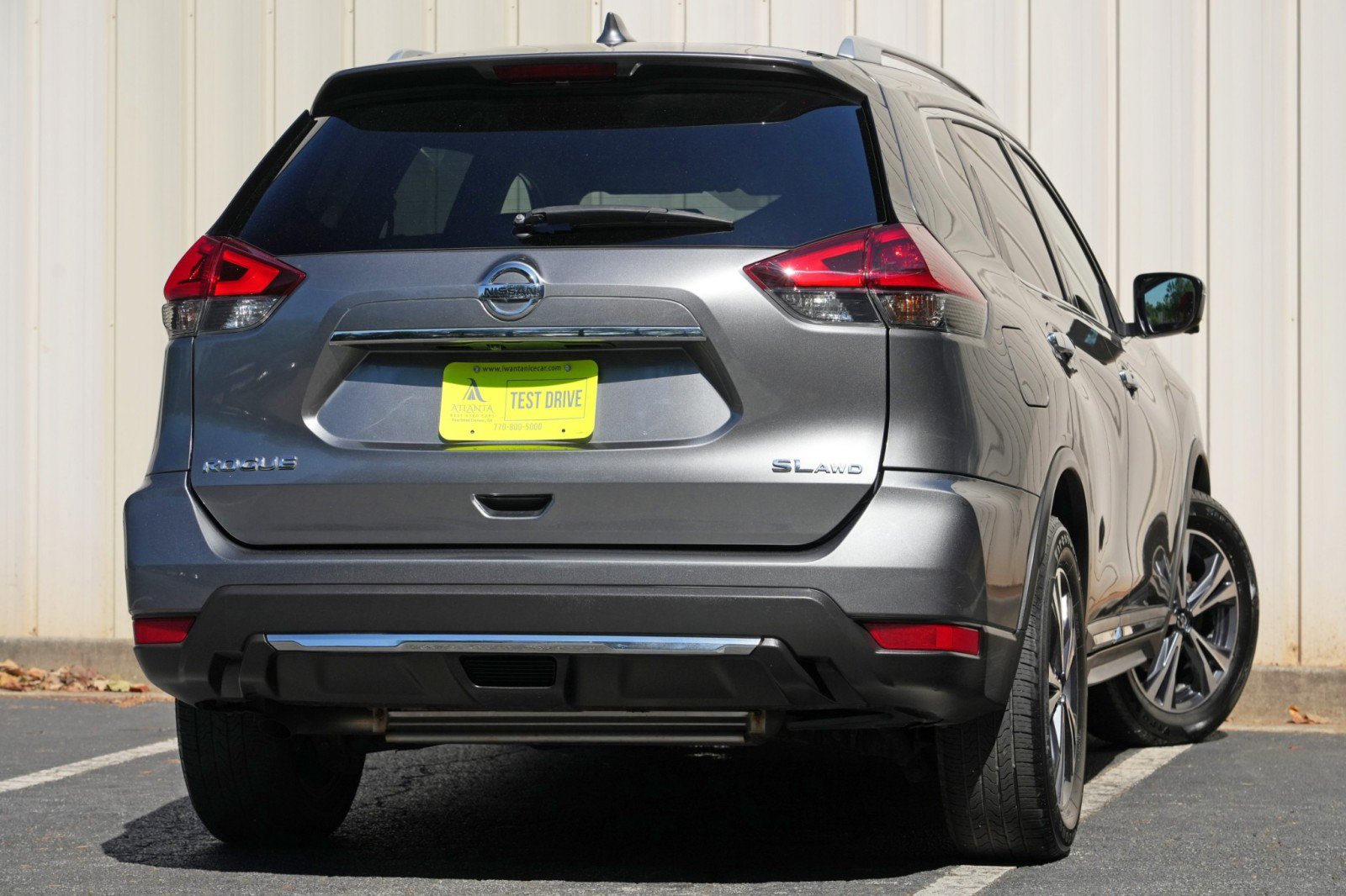 Used 2018 Nissan Rogue SL AWD/4WD image 4